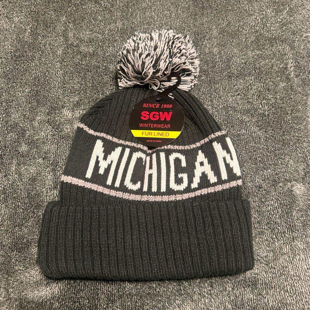 Michigan State fur lined winter hat green/white NEW
